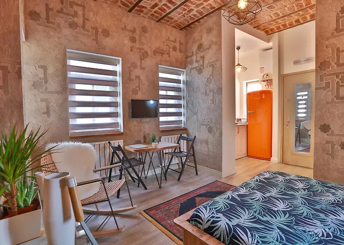 Flats Company -Mujgan Apartment