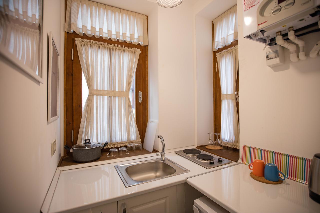 Flats Company -mujgan Apartament *
